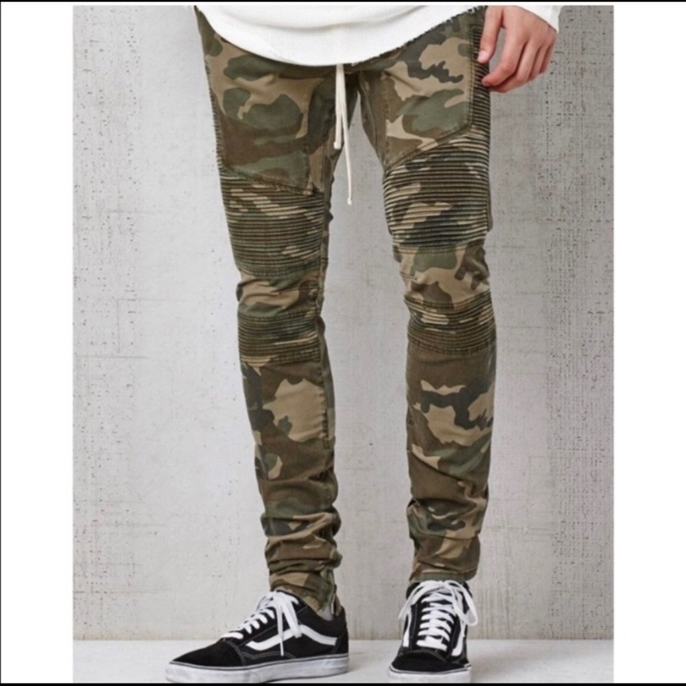 PacSun camo skinny motto Jogger pants